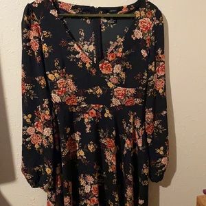 Forever 21 floral black dress long sleeve